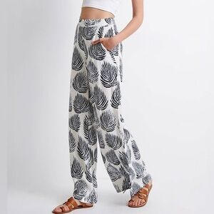 Forever 21 Tropical Leaf Print Wide Leg Pants S